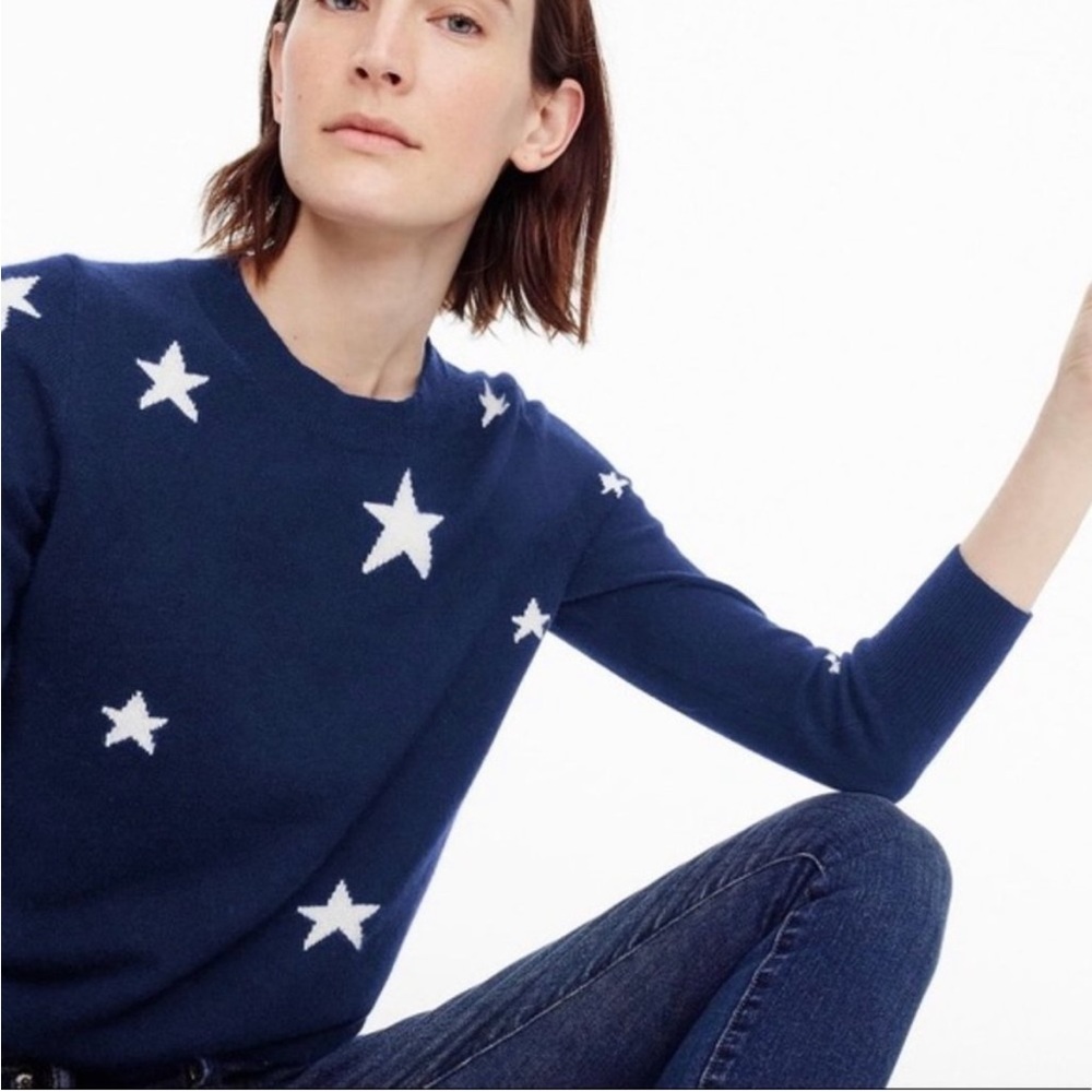 J.Crew Everyday cashmere crewneck sweater with intarsia-knit stars